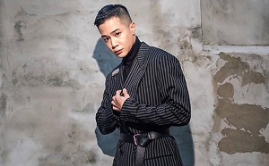 閃兵藝人再＋1？「大嘴巴」薛仕凌自首30萬交保