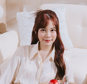 「電競女神」瑀熙宣布懷二胎！見驗孕棒兩條線激動落淚：終於等到了 