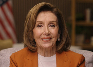 (影)裴洛西宣布不再尋求連任！ 感謝影片見專機夜間抵台、獲頒勳章