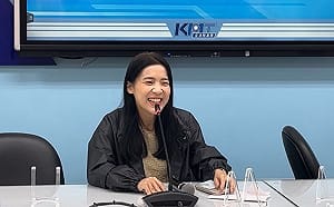 陳柏惟「Michael宗祠」鬧笑話 徐巧芯再諷：他到底怎麼當上立委的？　