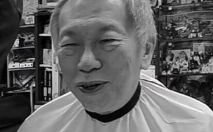 （影）出獄後理髮了！柯文哲拍影片自嘲：關進去是阿北、出來變阿公