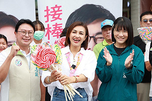 換新看板宣告接棒拚高雄   邱議瑩：明日正式登記參選市長