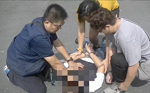 花蓮通緝犯持刀襲警 搶車逃逸！藏2天終落網 移送花蓮地檢署