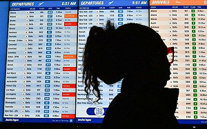 堅守崗位者發1萬美金獎金!  預算遭卡41天 美航管員大量出缺 周一取消2千多航班