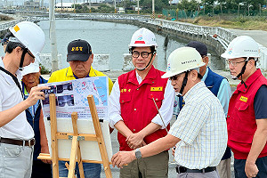 嚴防鳳凰颱風過境    陳其邁視察沿海防汛應變整備