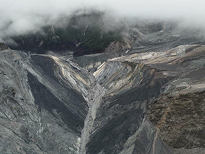 馬太鞍堰塞湖穩定溢流中！37小時水位下降9.3公尺   空拍圖曝光