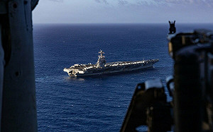 大砲打小鳥？！美軍最大航艦抵加勒比海  美媒：打擊群火力遠超走私毒品小船