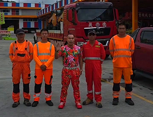 吊車大王馳援宜蘭蘇澳救災！2小山貓＋1怪手到場  網讚爆