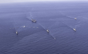 韓美海軍東海大規模聯合軍演 「華盛頓」攜「栗谷李珥」等11艦聲勢浩蕩