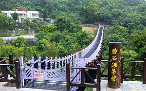 白石湖吊橋升級迎接草莓季！內湖採果活動12月登場