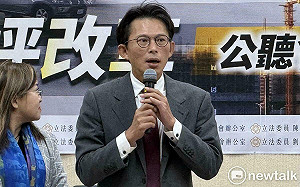 蕭旭岑談鄭麗文兩岸路線「一國兩區」？黃國昌：主權屬2300萬台灣人 