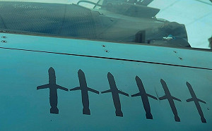 （影）俄軍又要大轟炸? 恩格斯基地異常調動惹矚目 烏「巴爾斯」無人機襲煉油廠