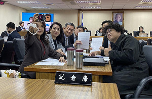 綠國防立委提案聲援沈伯洋「中共應自我克制」   馬文君宣布通過 