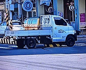 彰化行人庇護島今年已被撞10次！網笑稱：全台最強三寶檢測器