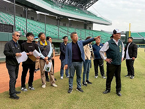 台南亞太球場改善進度快　獅隊開幕戰有望如期開打