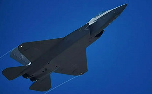 美最新研究報告 : 解放軍攻台會用「這4種」武器 中媒吐槽 : 放著福建艦不用?