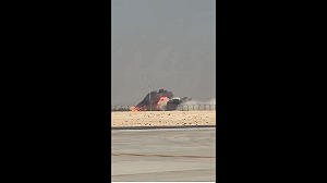 (影) 「明星戰機」杜拜航展墜毀畫面曝光！ 飛行員未彈射罹難 印度丟大臉