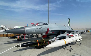 巴鐵又贏了!  杜拜航展印度「光輝」摔機 巴基斯坦「這台」敲進買家訂單..... 