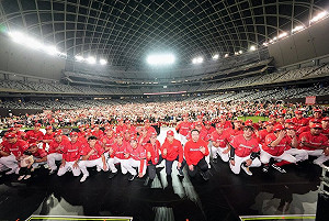 味全龍球迷感謝祭台北大巨蛋舉行　吸引近萬球迷同樂