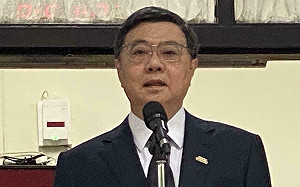 民防手冊丟垃圾桶是「公主病」？卓榮泰：多多鼓勵國人一起努力