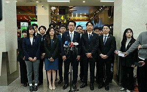 「兩顆太陽比沒有好」 黃國昌：柯文哲有分際、黨部沒他的辦公室