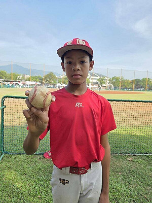 「東園萬波中正」李文凱敲2安　徐生明盃助隊奪季軍