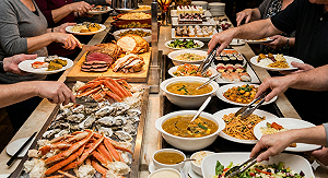 70歲婦人高雄Buffet餐廳突倒地！搶救4天  今晨宣告不治