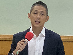 吳怡農「互比式」民調黨內第二：落後王世堅22%  民進黨支持者僅輸2%　