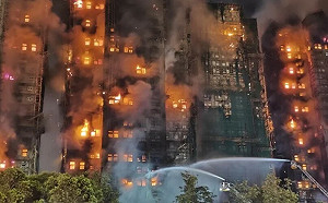 香港宏福苑大火釀44死逾200人失聯！習近平要求全力以赴撲滅火災