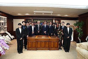 黃國昌訪日見不到親台派大咖？ 許甫批：為攻擊政敵冒犯日國會議員？