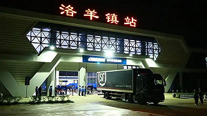 提前施工＋高速過彎？中國鐵路昆明洛羊鎮站列車撞擊施工隊　11死2傷