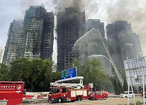香港宏福苑火災累計94死76傷還有25求助個案！今早完成7大樓爆破
