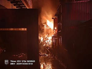 基隆市民宅凌晨驚傳火警！數十人緊急疏散 起火原因待查