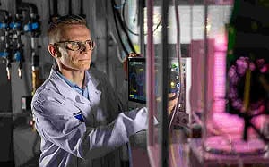 創浦落腳桃園  十萬次／秒脈衝技術推進次微米製程