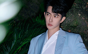 天娛傳媒、杜強遭爆「賣于朦朧周邊」撈錢？網氣炸：抵制到底