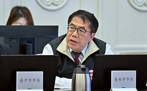 女高中生冒用黃偉哲照喊放颱風假　法官最終裁定不罰