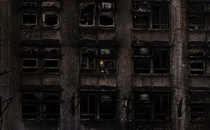 香港「宏福苑」大火增至 128 死  200人仍失聯！外牆「發泡膠板」成奪命元凶