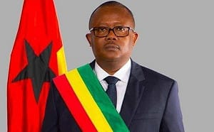 幾內亞比索政變總統出逃　自塞內加爾抵剛果共和國