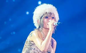 中國攝影師微博硬拗「濱崎步一人演唱會是假的」 網傻眼：欺負中國人上不了IG？