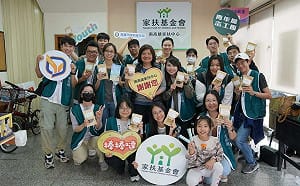 響應國際志工日暖心行動  高市青年局手作點心關懷受助家庭  