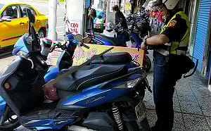 騎士違規拒收罰單還辱罵警「畜生」！法院判處6000元罰金