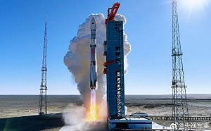 中國「朱雀三號」首飛回收試驗失敗　異常燃燒未能「軟著陸」