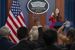 不替川普揹黑鍋！ 美國防部發言人：總統與部長「直接指揮」所有打擊行動