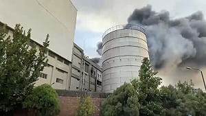 苗縣工廠拆設備引火警濃煙竄天　警消馳援無人傷