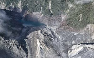 馬太鞍溪頭頂懸著2億方土石！未來10年恐隨時衝下 林保署曝解方