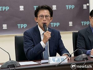 藍推「中天條款」逕付二讀？黃國昌：換照機制需透明、勿黑箱