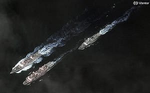 有圖有真相！北京大規模軍事秀力  澳洲監控中國海軍4艦現身菲律賓海