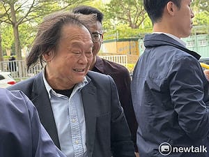 游智彬拿「生死狀」差點被車撞！王世堅完全不甩他