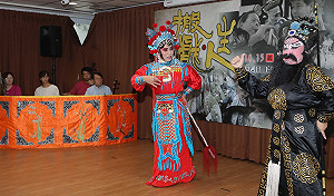 台語發音台文字幕 公視將播《搬戲．人生》