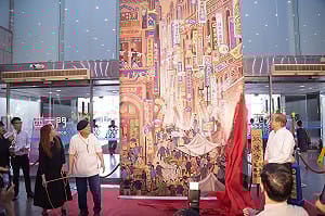 走進郭雪湖《南街殷賑》膠彩畫  回味大稻埕